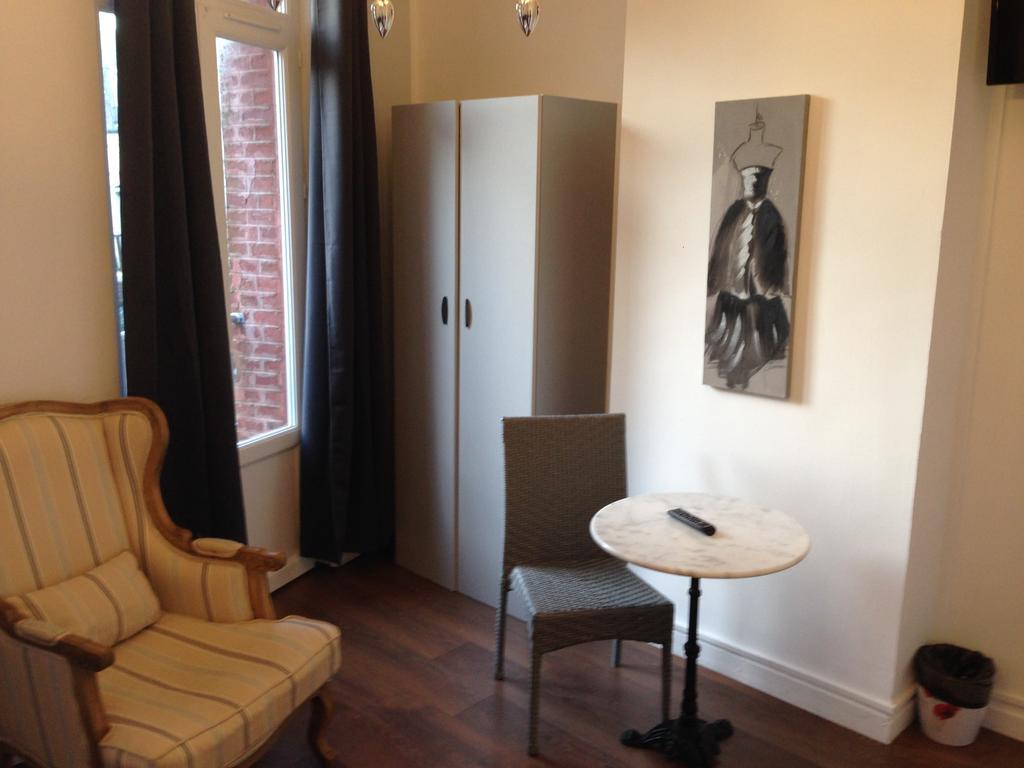 Hotel De La Paix 파미에 외부 사진